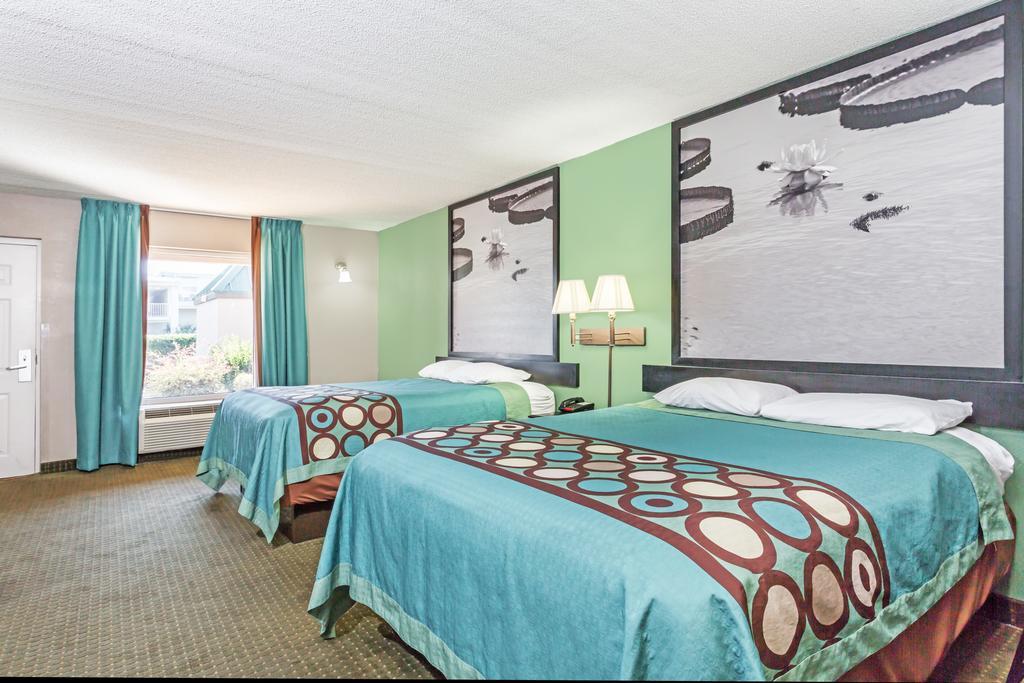 Hotel Super 8 By Wyndham Marianna Esterno foto